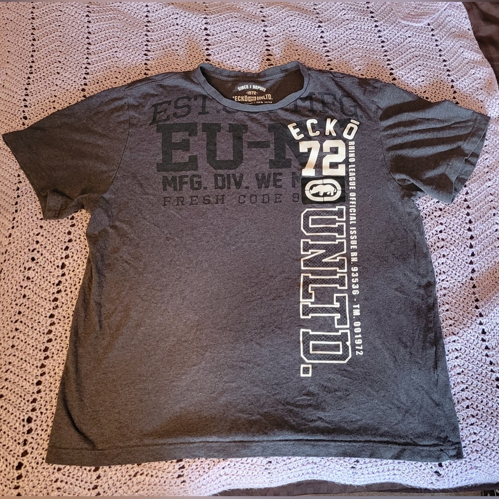 Ecko Unlimited cotton t shirt - Size Large Men's